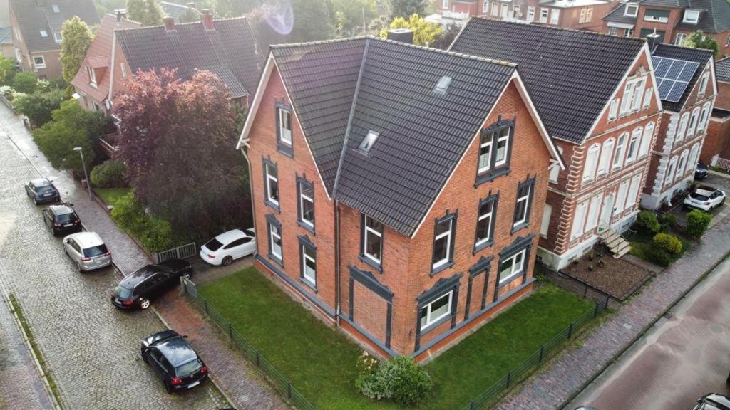 Charmante Altbauwohnung An Der Kesselschleuse 2 Emden Exteriér fotografie